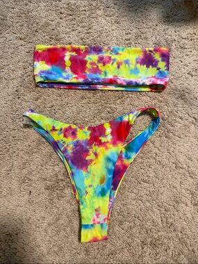 🥳 5 for $25 BUNDLE Neon Tie-Dye Bandeau Bikini Set